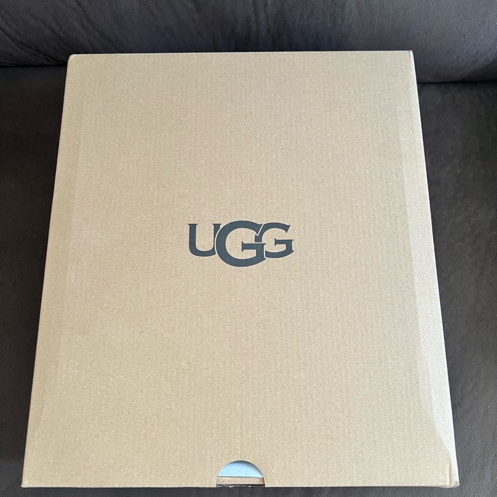 UGG Tan Platform Furry Slippers - Picture 8 of 8